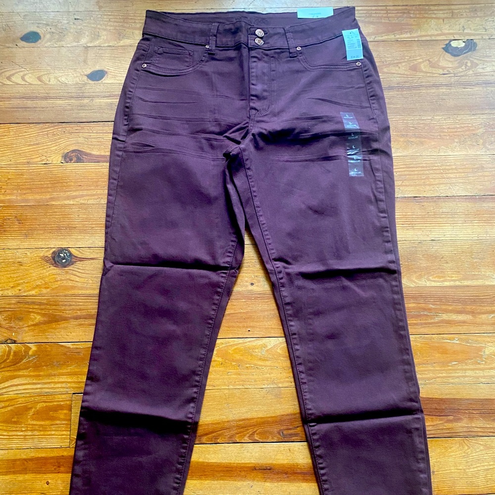 Maurices Large Maroon/purple hi rise jeggings